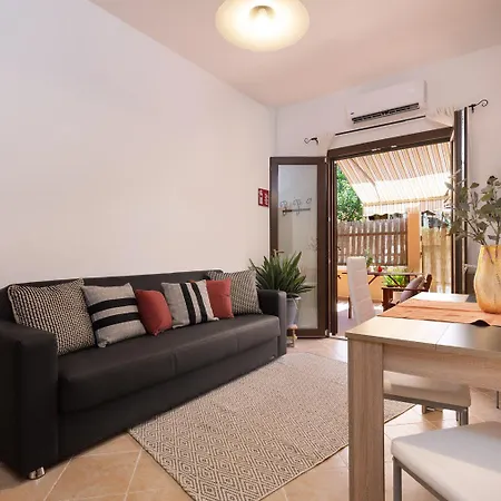 Holiday home Almanegra